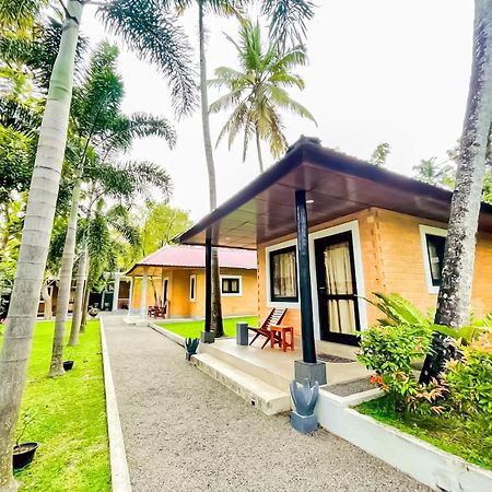 Airport Eco Cottage Катунаяка Екстер'єр фото
