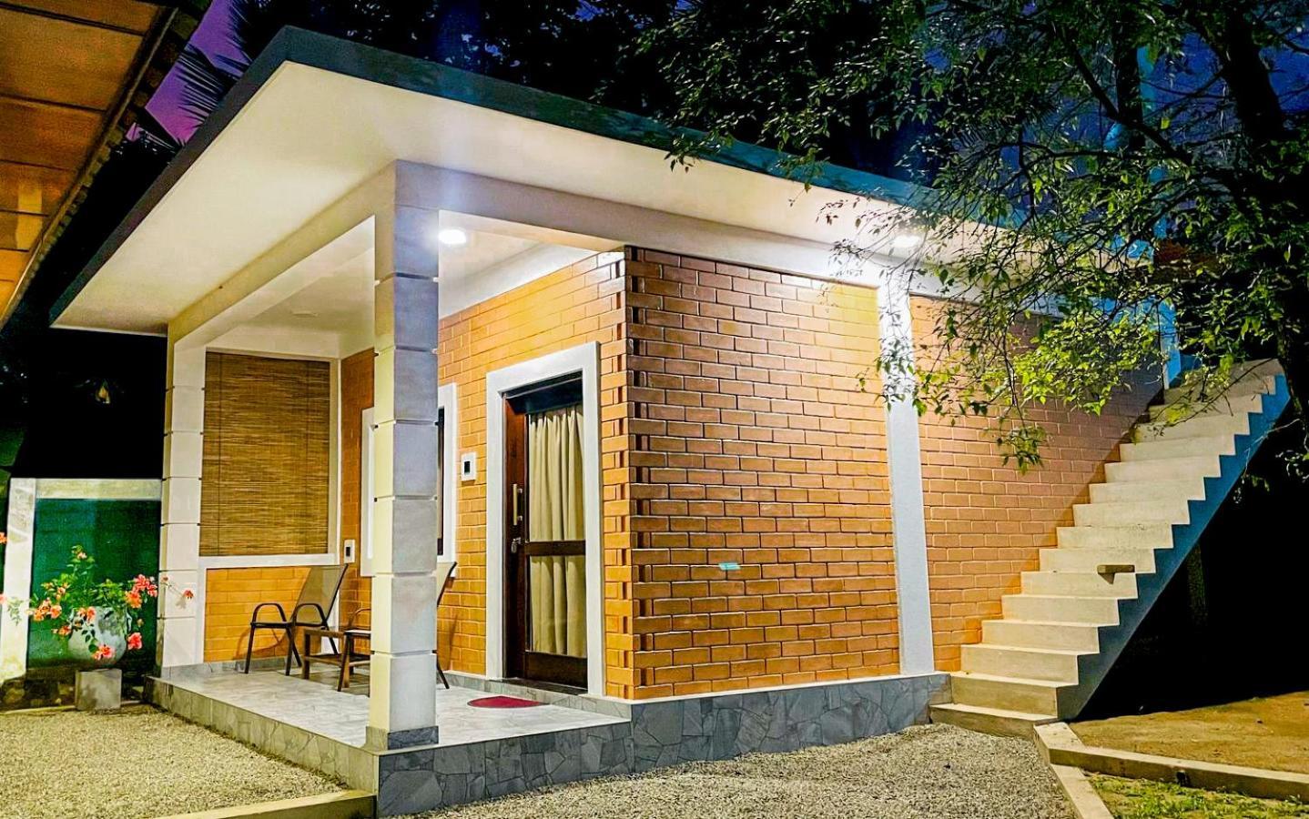 Airport Eco Cottage Катунаяка Екстер'єр фото